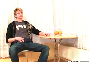 Hot licking and deep dicking for a blonde beauty